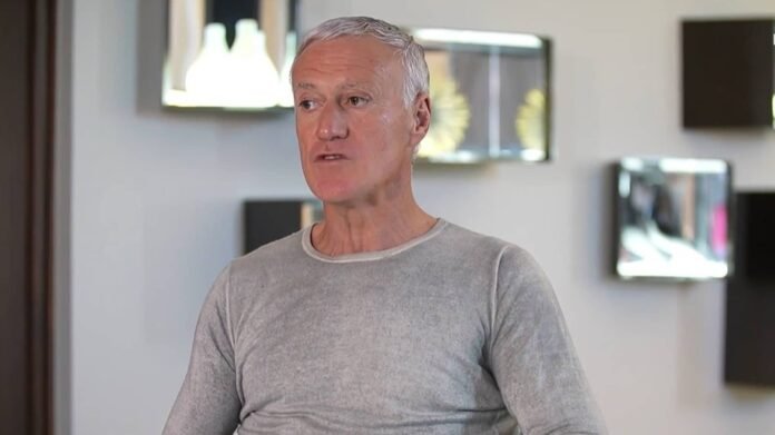 Didier Deschamps : après la mort de sa maman Ginette, ce dessin de Charlie Hebdo scandalise jusqu’au sein des Bleus Didier Deschamps : après la mort de sa maman Ginette, ce dessin de Charlie Hebdo scandalise jusqu’au sein des Bleus