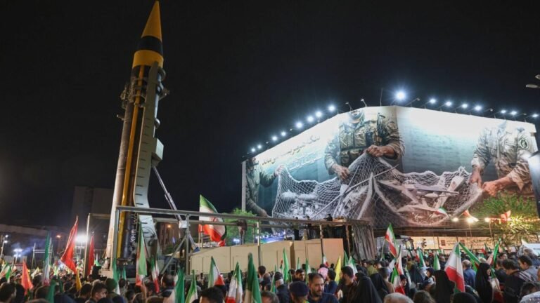 En direct : l'armée américaine affirme avoir repoussé des attaques de missiles iraniens dans le Golfe