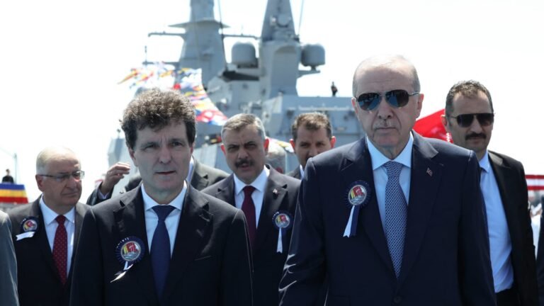 En livrant un patrouilleur à la Roumanie, la Turquie exporte pour la "première fois de son histoire" un navire de guerre vers un pays membre de l'Otan et de l'UE
