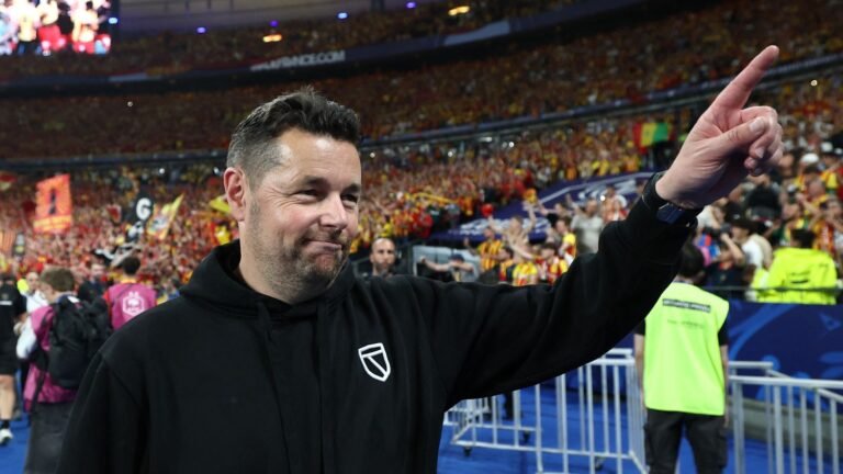 Football : l'entraîneur Pierre Sage quitte Lens et s'engage avec le club anglais de Crystal Palace
