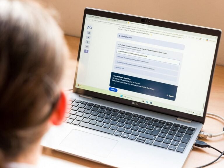 IA : des modules obligatoires de formation pour tous les étudiants ?