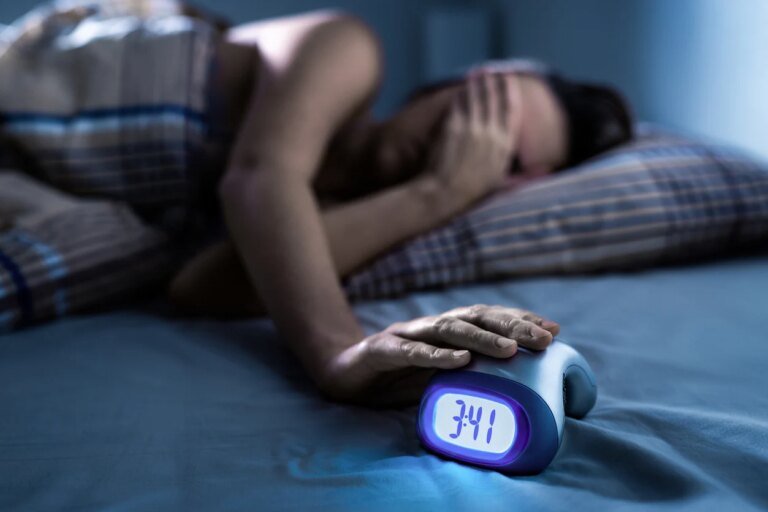 Insomnie : ce type de mouvement aussi efficace que les traitements traditionnels selon une étude