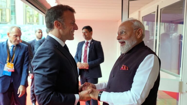 Intelligence artificielle, spatial, innovation… Emmanuel Macron veut consolider le partenariat avec l'Inde, "un très grand pays devenu incontournable"