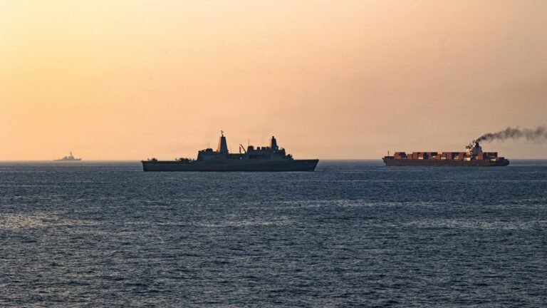 L'agence maritime de l'ONU va lancer "une opération de grande envergure" pour évacuer 11.000 marins bloqués dans le détroit d'Ormuz