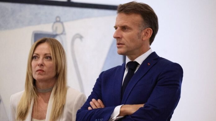 La France et l'Italie veulent mettre en place une coalition multinationale pour succéder à la Finul au Liban, annonce Emmanuel Macron