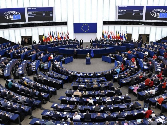 Le Parlement européen en passe d'autoriser une nouvelle génération d'OGM Le Parlement européen en passe d'autoriser une nouvelle génération d'OGM
