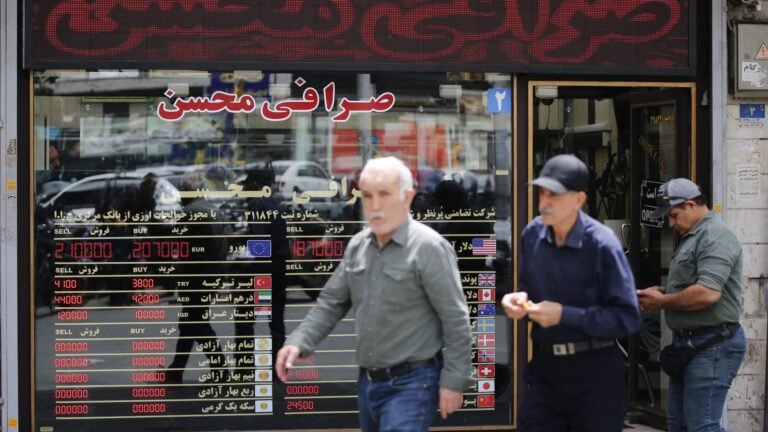 Le prix du pain a bondi de 139%, la viande a augmenté de 178%: en Iran, la guerre a fait exploser une inflation déjà hors de contrôle