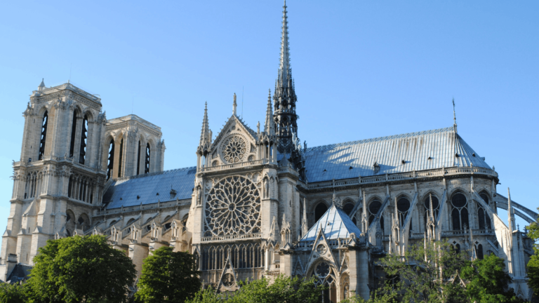 Les fouilles archéologiques de Notre-Dame de Paris révèlent des artefacts datant parfois de l'époque romaine