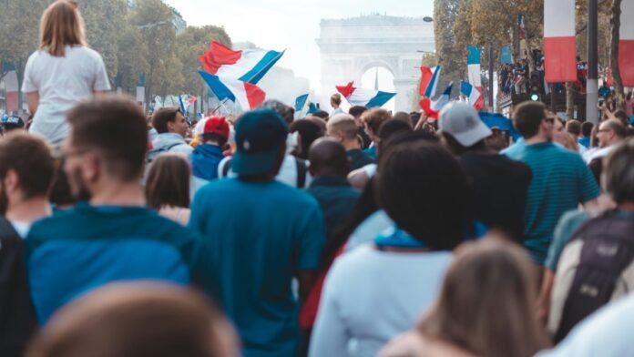 Les projections de l'Insee concernant la population française en 2070 doivent-elles nous inquiéter?