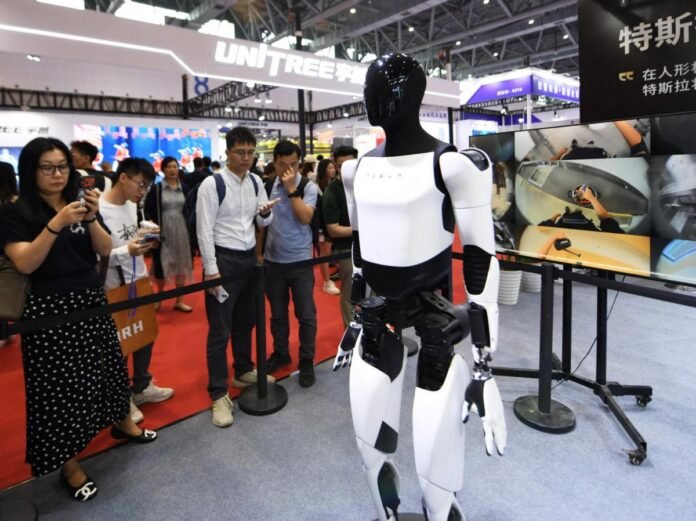 Malgré les promesses, les robots humanoïdes à tout faire ne sont pas pour tout de suite