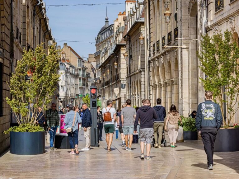 Marche : ce que nos pas rapportent à l'économie