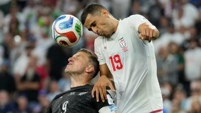 Mondial 2026 : Iran et Nouvelle-Zélande font match nul, bataille des symboles en tribunes