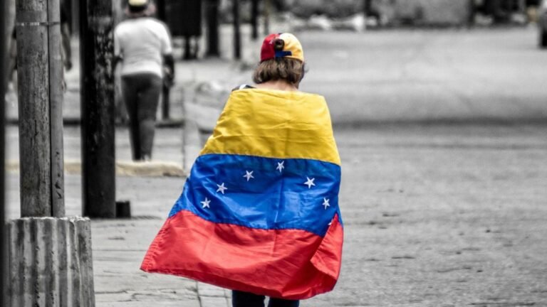 Où va l'argent du pétrole vénézuélien depuis la chute de Nicolás Maduro? Mystère…