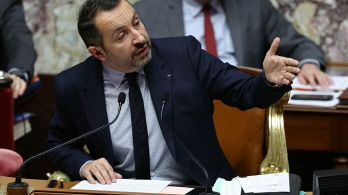 Pacte asile et immigration : "C'est une bombe à retardement", "la solidarité imposée", juge Sébastien Chenu, vice-président du RN