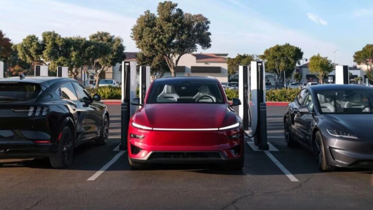 Recharge ultra-rapide : les nouveaux Superchargers Tesla de 500 kW arrivent enfin en Europe