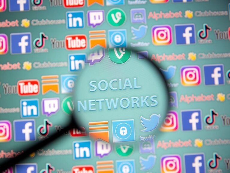 Royaume-Uni : vers une interdiction des réseaux sociaux aux moins de 16 ans