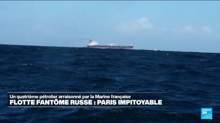 Russie : Paris cible la "flotte fantôme"