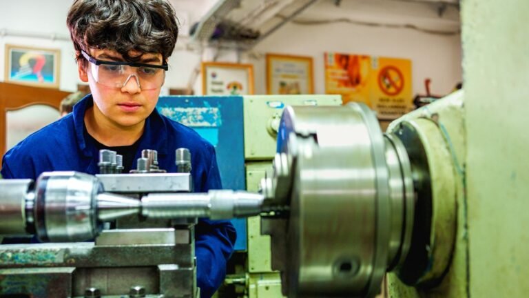 Stagiaires de seconde en entreprise : quelles sont les obligations des employeurs ?