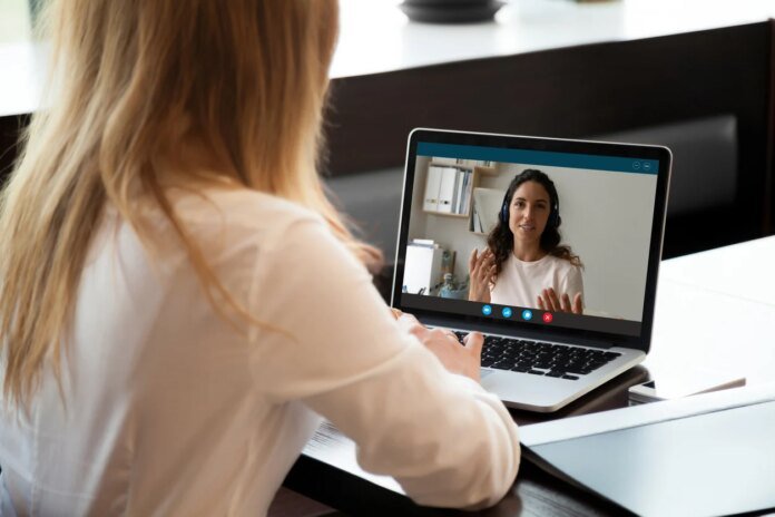 Téléconsultation psychologue : quels sont les avantages d'un suivi à distance ?