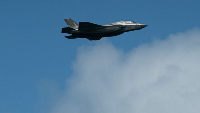 Une capacité à combattre en chute libre pour le F-35: un nouveau rapport étrille le "meilleur" avion du monde, moins de la moitié sont aptes au combat