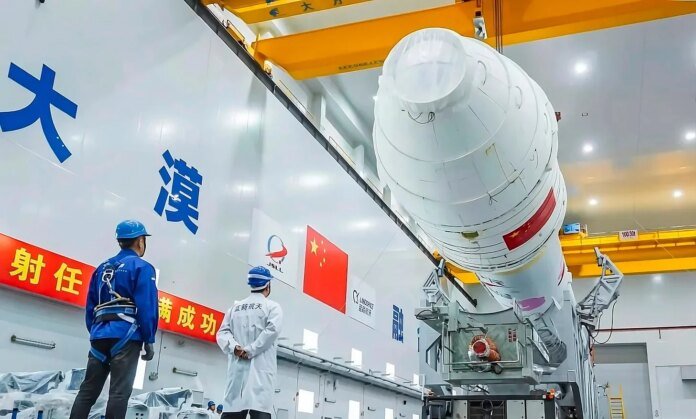 Une fusée chinoise explose en orbite et génère des dizaines de débris spatiaux