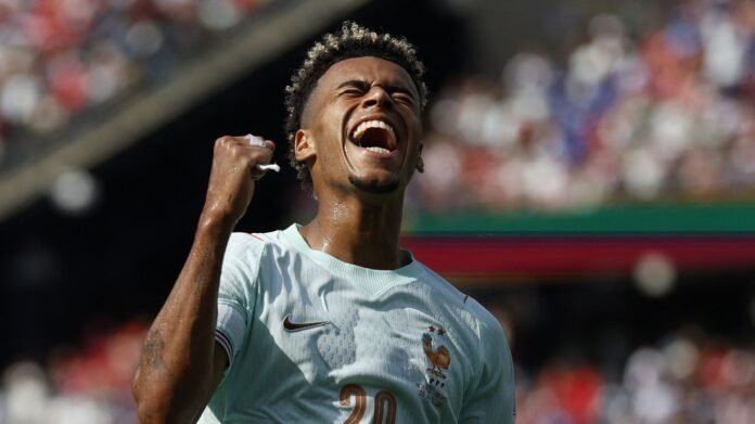 "L'aventure n'est pas finie, on veut rêver grand" : avec trois victoires en trois matchs, l'équipe de France conclut une phase de groupes presque parfaite
