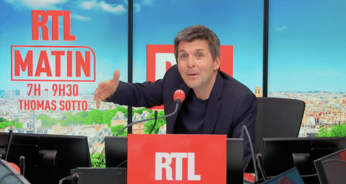 "Moi je suis déjà viré" : Thomas Sotto "en short" et en roue libre face au ministre du Travail, Jean-Pierre Farandou