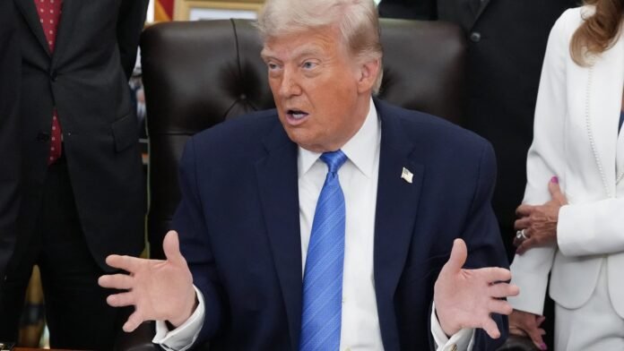 "Nous avons extrait des millions de barils de pétrole, personne ne le sait": Trump affirme avoir secrètement fait transporter du pétrole par le détroit d'Ormuz pour maintenir les prix sous les 100 dollars "Nous avons extrait des millions de barils de pétrole, personne ne le sait": Trump affirme avoir secrètement fait transporter du pétrole par le détroit d'Ormuz pour maintenir les prix sous les 100 dollars