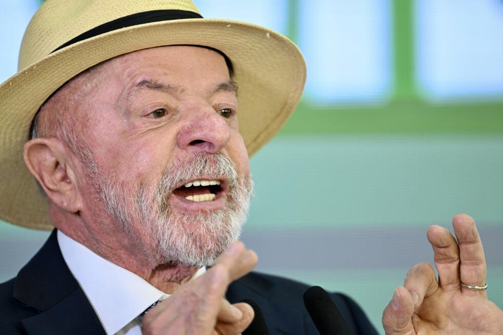 Le président brésilien Luiz Inácio Lula da Silva prend la parole au palais du Planalto, à Brasilia, le 22 juillet 2026