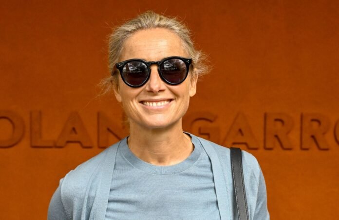 Anne-Sophie Lapix garde le sourire malgré une cinquième tentative d’intrusion à son domicile : sa publication qui en dit long