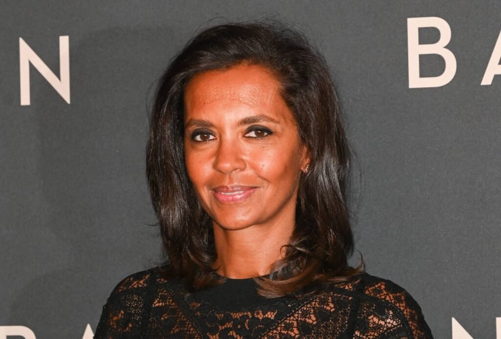 « C’est de la merde… » : en roue libre, Karine Le Marchand explose sur Instagram