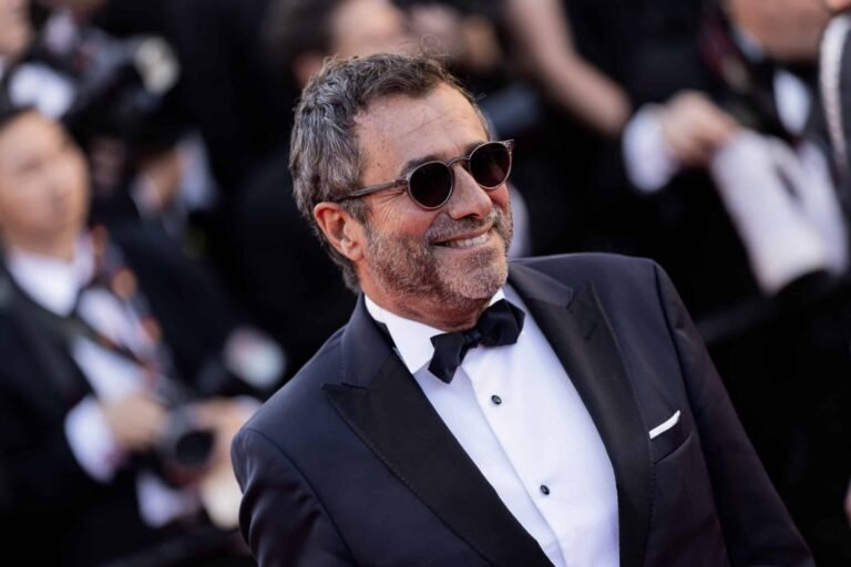 Bernard Montiel voit son émission stoppée net par France 3 : l’animateur subit le même sort que Flavie Flament mais plus prématurément