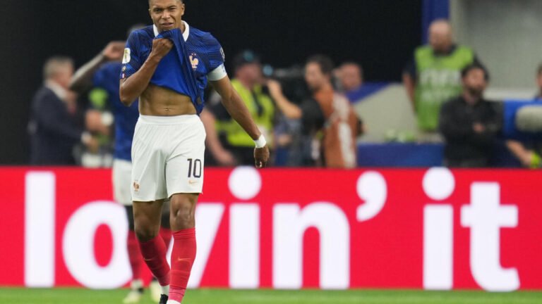 Coupe du monde : fin du rêve pour les Bleus, battus par l'Espagne