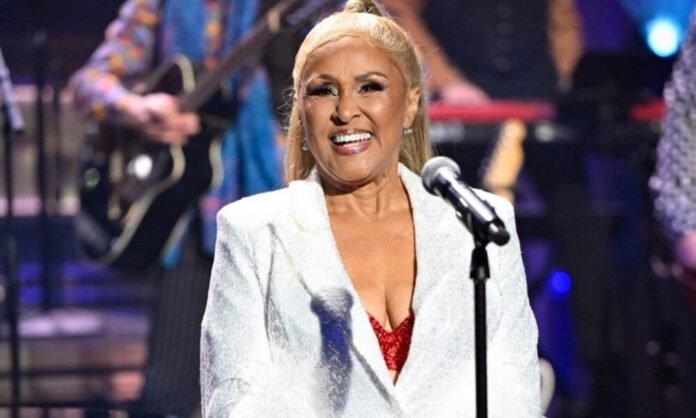 Darlene Love a 85 ans et ne pense pas du tout à la retraite