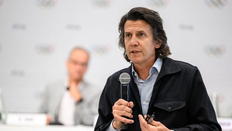 ENTRETIEN. "La clé, c'est l'indépendance du sport" : à deux ans des Jeux olympiques de Los Angeles, le directeur exécutif des JO au CIO optimiste, mais attentif