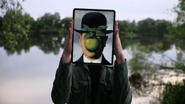 Face à l'essor des deepfakes à caractère sexuel, les ados modifient leur manière d'utiliser les réseaux sociaux