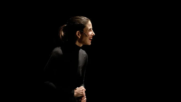 Festival 2026 : Cordelia et Lear improvisent à l'Opéra d'Avignon