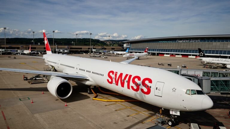 Ils étaient "clairement ivres": deux pilotes de la compagnie Swiss privés de vol pour ébriété