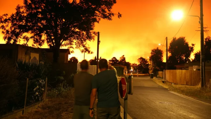 Incendies en Gironde : plus de 18 000 personnes évacuées et 2 400 hectares brûlés