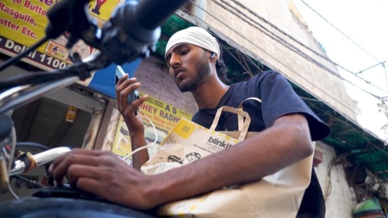 Inde : des livraisons toujours plus rapides… La dure vie des livreurs