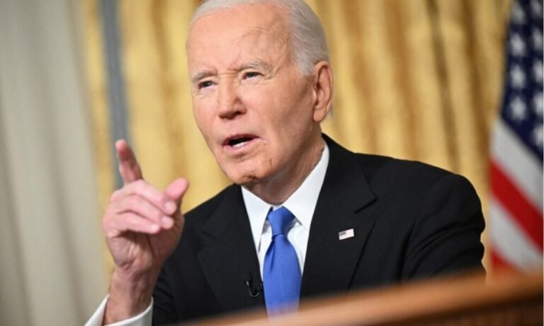 Joe Biden publie ses mémoires, « Promise Me, America »