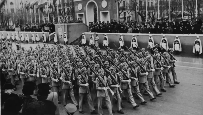 La Guerre d’Espagne, une guerre civile européenne 11/11 : Retour d'Espagne franquiste de quatre journalistes en 1947