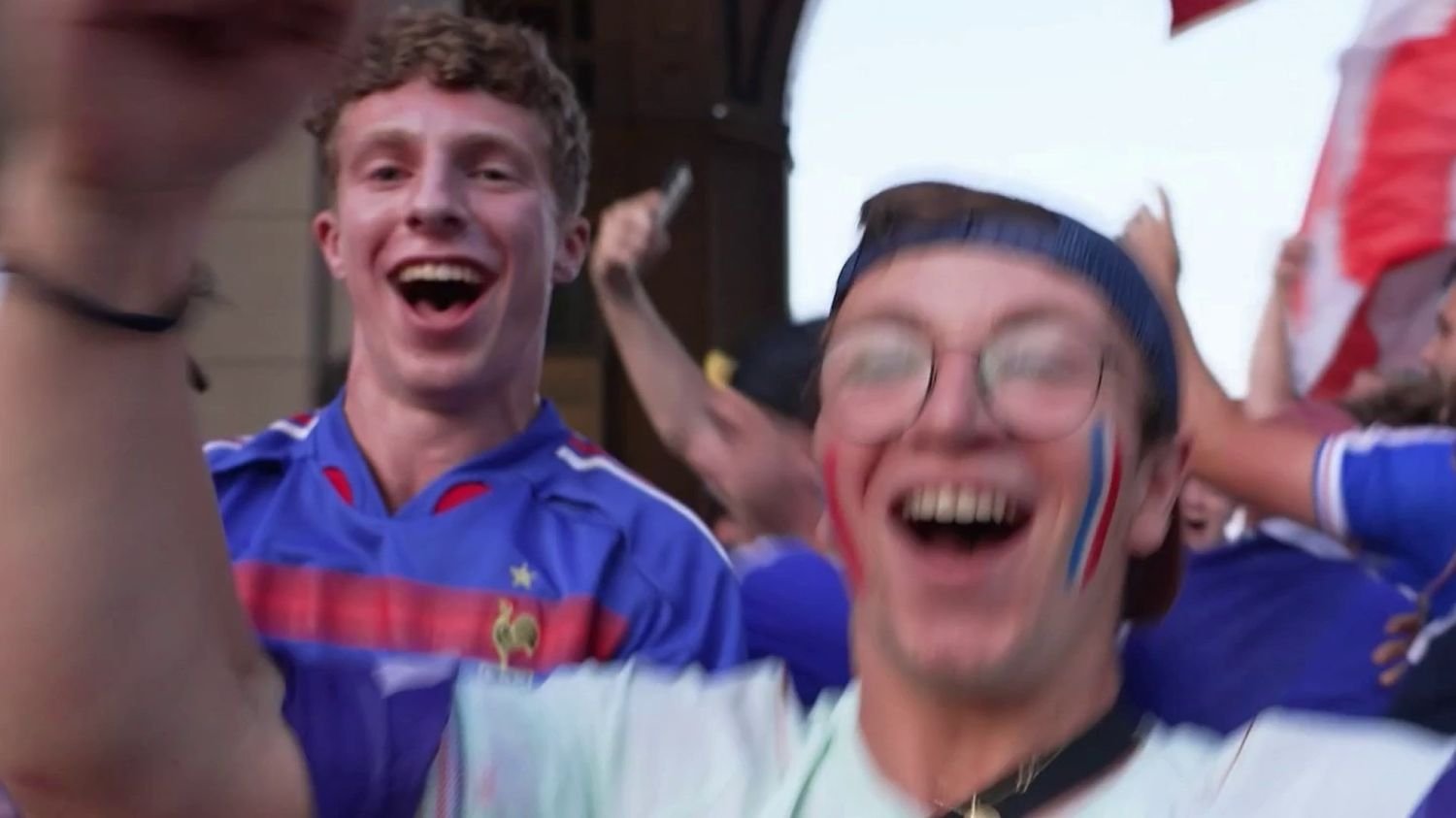 La fièvre des supporters monte à l’approche de la rencontre entre la France et le Maroc