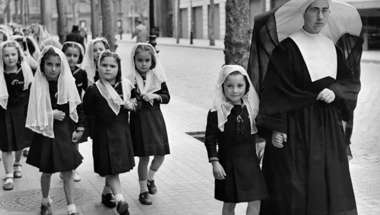 La mémoire des vaincus : histoires intimes de la guerre d'Espagne 8/25 : Les enfants perdus du franquisme
