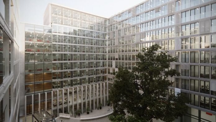 Le propriétaire de Zara adore Paris: il s'offre pour 800 millions d'euros l'ancien siège d'EDF dans la capitale, la plus grosse transaction d'Europe depuis 2022