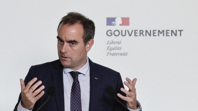 Les décisions budgétaires ne peuvent pas attendre la présidentielle, prévient Lecornu