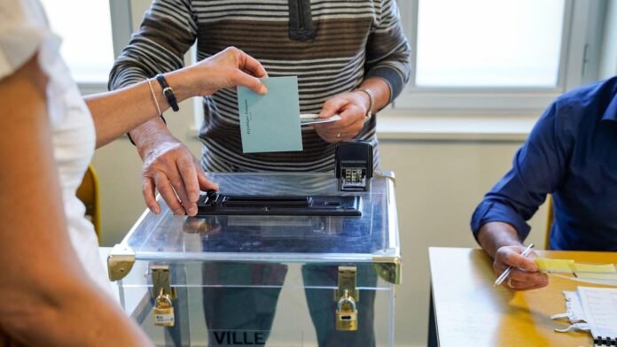 Les gauchers votent‑ils plus à gauche? Non, cette question n'est pas si bête que ça Les gauchers votent‑ils plus à gauche? Non, cette question n'est pas si bête que ça