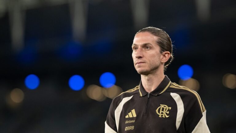 Ligue 1 : ancien joueur de Chelsea et de l'Atlético de Madrid, le Brésilien Filipe Luis nommé entraîneur de l'AS Monaco