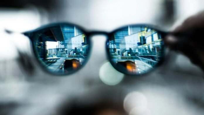 Lunettes connectées : Instagram s’attaque au « phénomène » des vidéos non consenties
