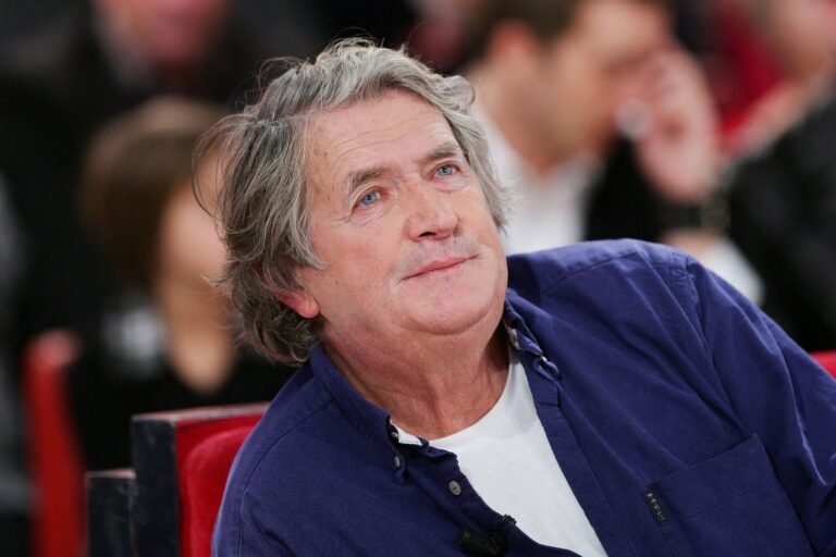 Olivier de Kersauson : un manoir en Bretagne, oui, mais surtout une maison à Tahiti, vue mer